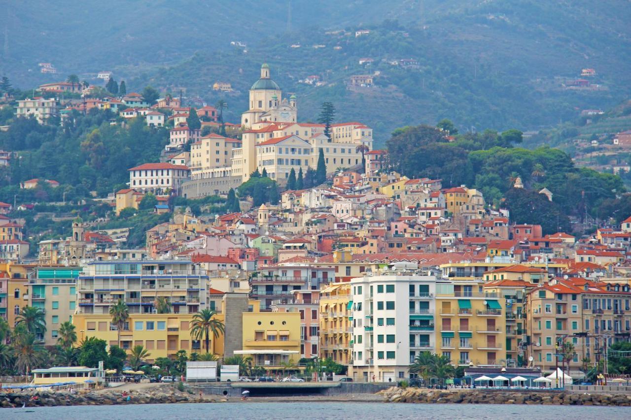 La Lincolnia - With Garden And Seaview - Happy Rentals Sanremo Exterior foto